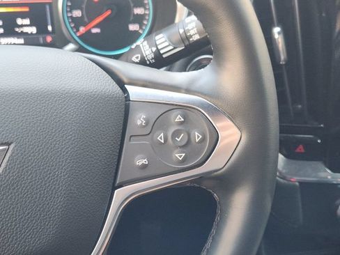 Used 2023 Chevrolet Traverse LT FWD image 29