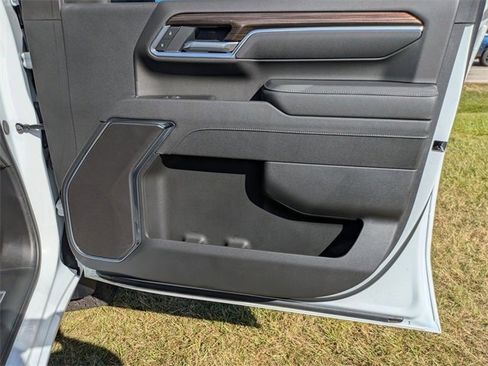 New 2025 Chevrolet Silverado 3500 LT w/ Safety Package image 35