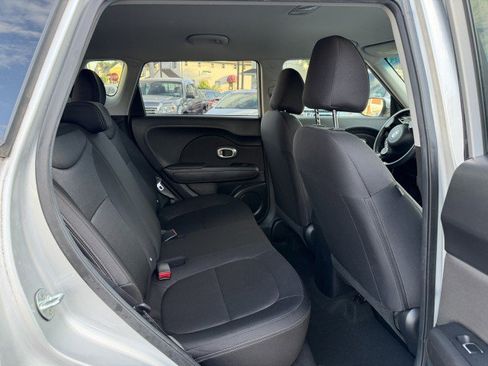 Used 2017 Kia Soul w/ Convenience Package FWD image 14