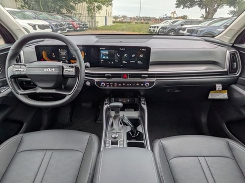 New 2026 Kia Sorento S w/ S Panoramic Sunroof Package FWD image 15