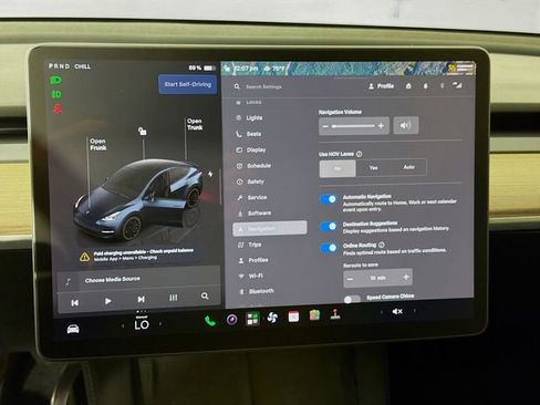 Used 2024 Tesla Model Y Performance AWD/4WD image 14