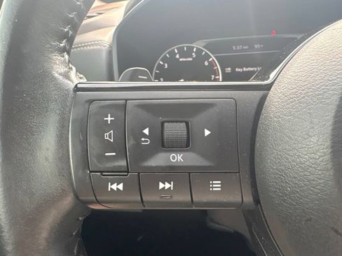 Used 2021 Nissan Rogue SL FWD image 8