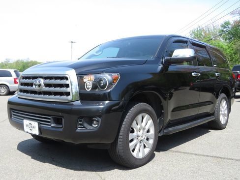 Used 2010 Toyota Sequoia Platinum AWD/4WD image 1
