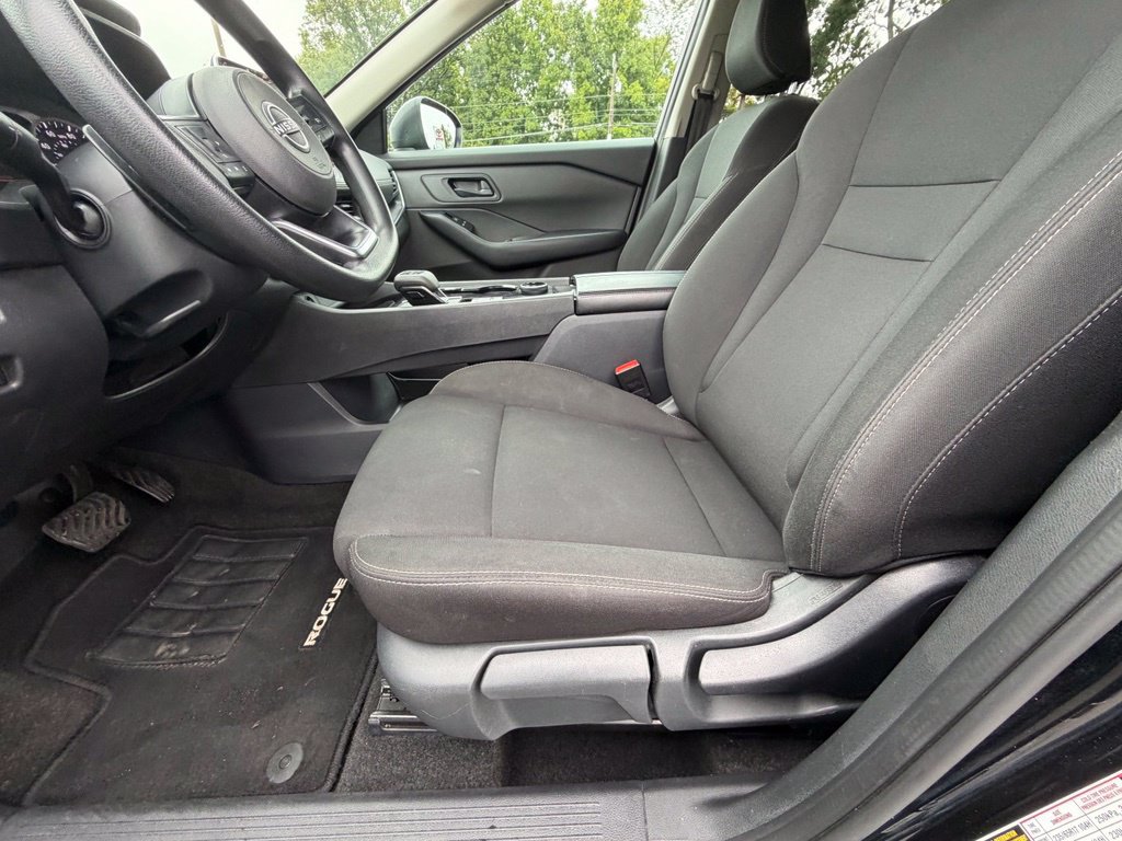Used 2024 Nissan Rogue S AWD/4WD image 11