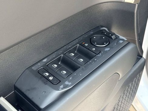 New 2027 Kia Telluride S w/ Towing Package FWD image 19