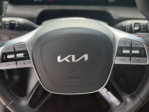 Certified 2024 Kia Telluride SX FWD image 42