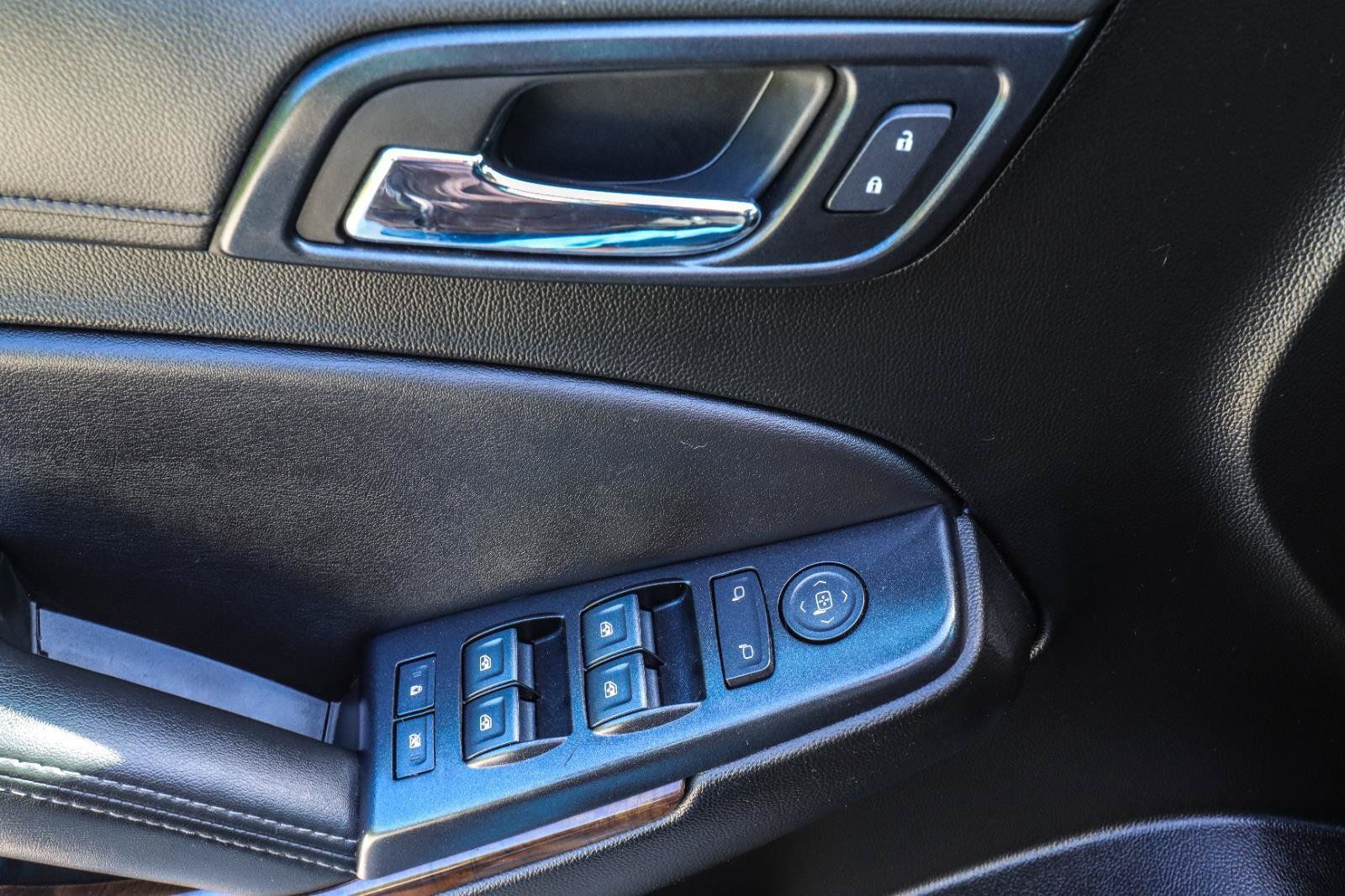 Used 2019 Chevrolet Tahoe LS AWD/4WD image 34