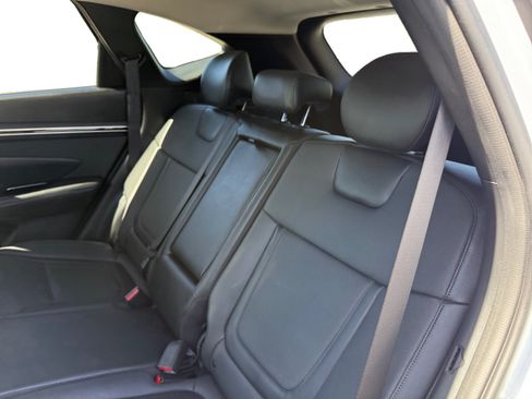 Certified 2022 Hyundai Tucson SEL w/ Convenience + Premium Package FWD image 16