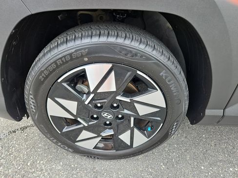 Used 2024 Hyundai Kona SEL FWD image 30