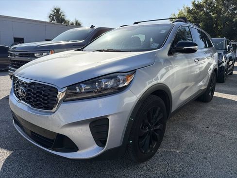 Used 2020 Kia Sorento S FWD image 3