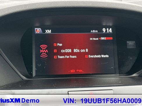 Used 2017 Acura TLX w/ Technology Package image 34