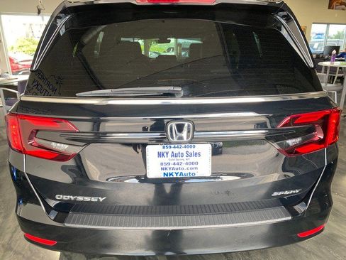 Used 2024 Honda Odyssey Sport image 7
