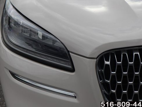 Used 2022 Lincoln Corsair AWD w/ Equipment Group 101A image 12