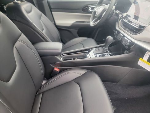 New 2026 Jeep Compass Limited w/ Sun, Sound & Navigation Group image 12