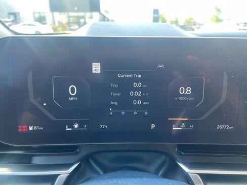 Used 2025 Kia Carnival SX Prestige FWD image 12