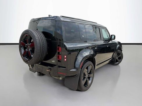Certified 2022 Land Rover Defender 110 X-Dynamic HSE AWD/4WD image 3