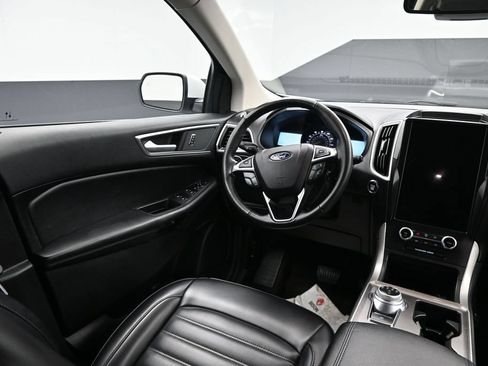 Certified 2024 Ford Edge SEL AWD/4WD image 13