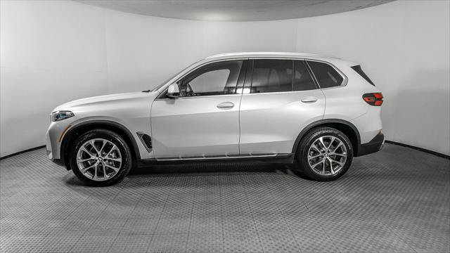 Used 2025 BMW X5 sDrive40i RWD image 3
