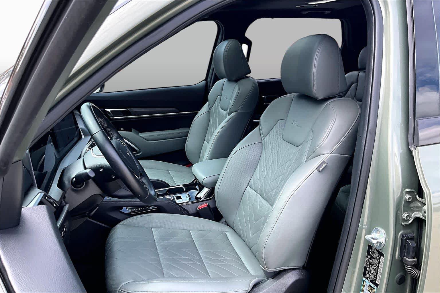 Certified 2023 Kia Telluride EX X-Line AWD/4WD image 8