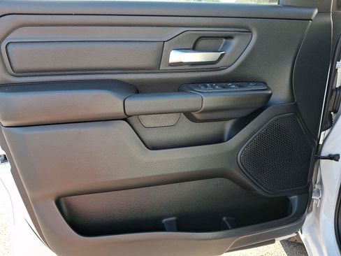 New 2026 RAM 1500 Express AWD/4WD image 9