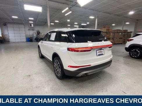 Used 2022 Lincoln Corsair AWD w/ Equipment Group 101A image 9