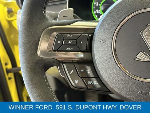 Certified 2021 Ford Mustang Shelby GT500 w/ Technology Package image 22