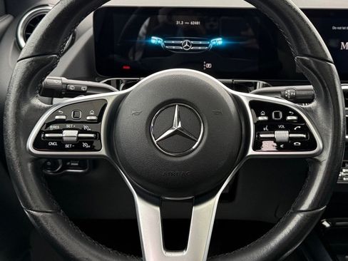 Used 2022 Mercedes-Benz GLA 250 4MATIC image 18