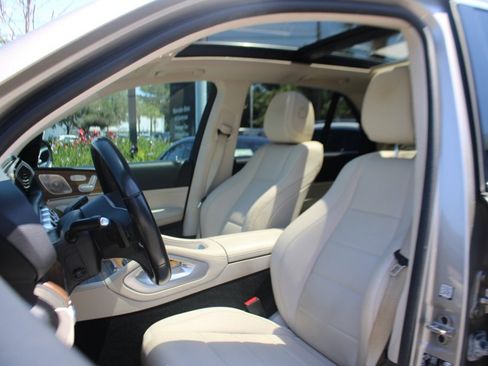 Certified 2022 Mercedes-Benz GLE 350 4MATIC w/ AMG Line Exterior image 5