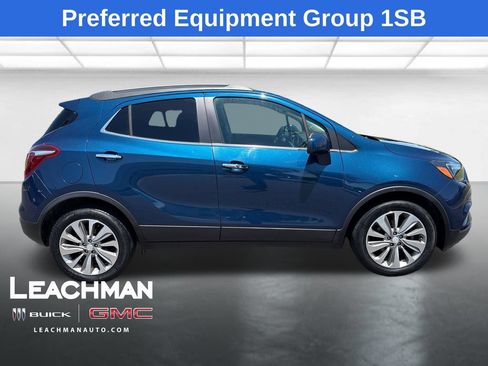 Used 2020 Buick Encore Preferred FWD image 2