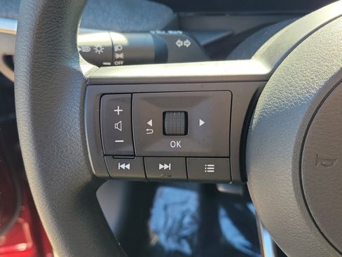 Certified 2025 Nissan Kicks SV FWD image 25