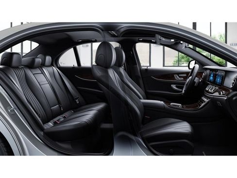 Certified 2022 Mercedes-Benz E 350 4MATIC Sedan image 6