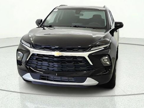 Used 2023 Chevrolet Blazer LT w/ Convenience Package FWD image 2