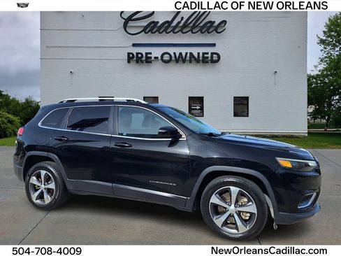 Used 2019 Jeep Cherokee Limited image 1