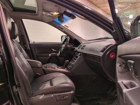 Used 2010 Volvo XC90 3.2 image 10
