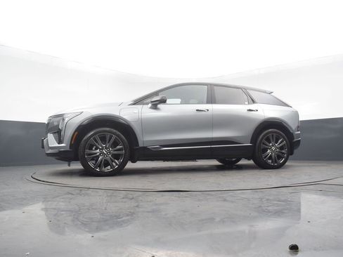 New 2026 Cadillac Optiq Sport 2 image 48