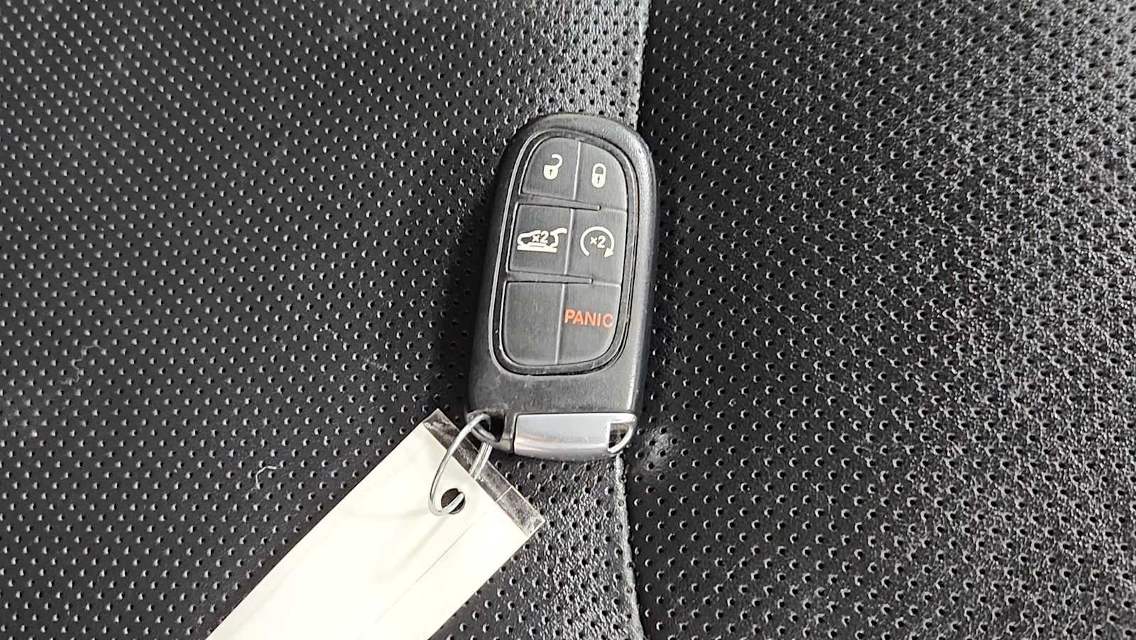 Used 2020 Jeep Cherokee Limited AWD/4WD image 30