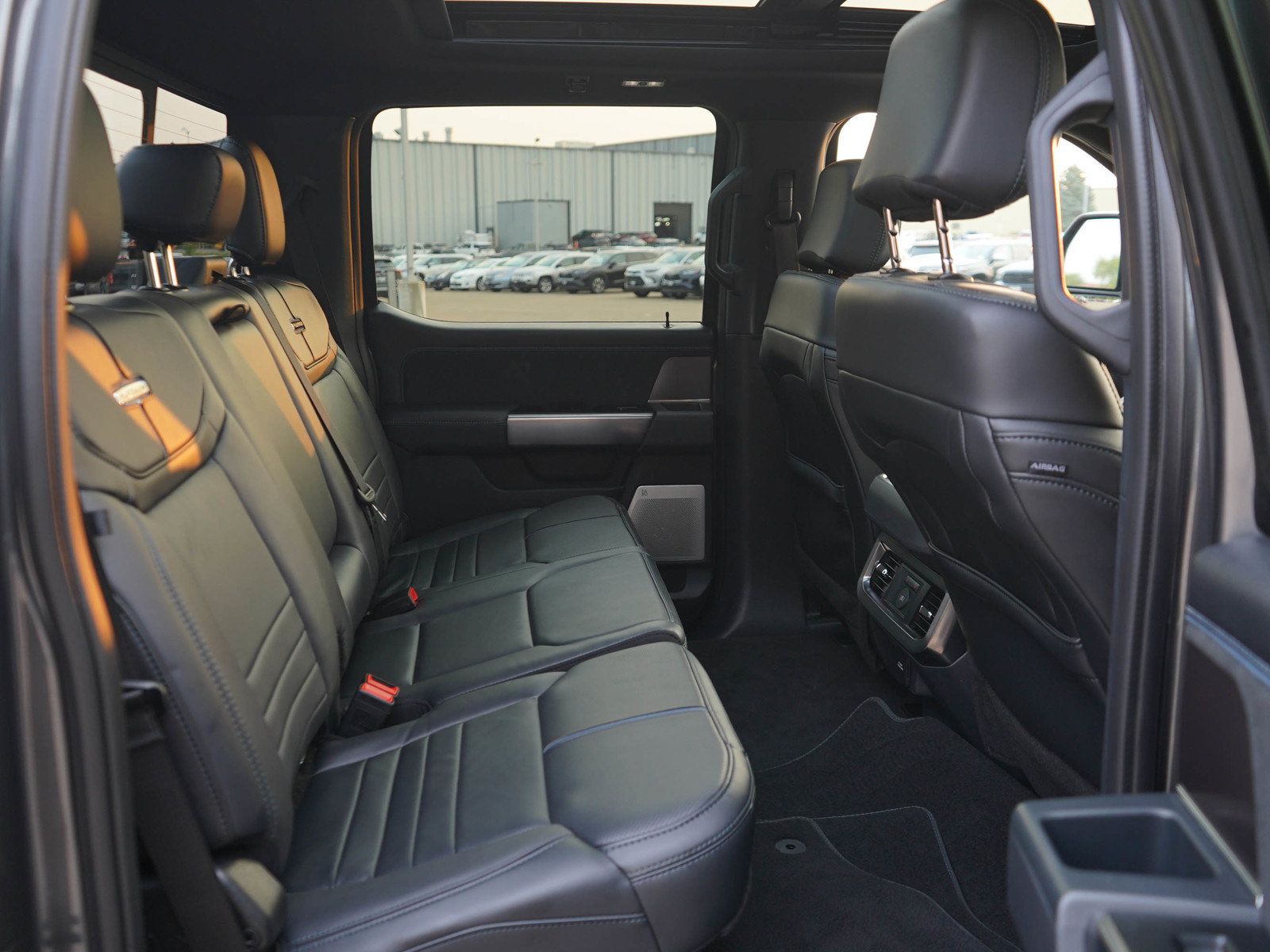 Used 2026 Ford F250 Platinum AWD/4WD image 12
