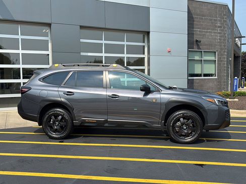 Used 2024 Subaru Outback Wilderness AWD/4WD image 5