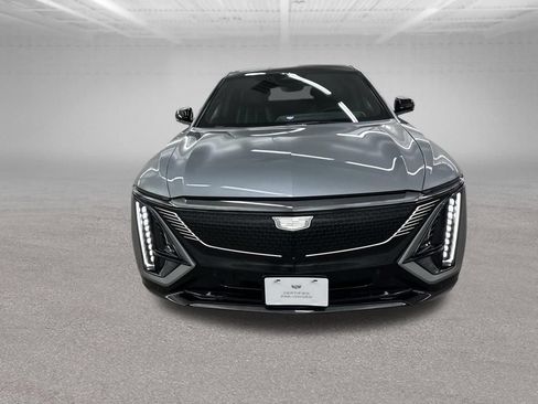 Certified 2025 Cadillac Lyriq Sport AWD/4WD image 3