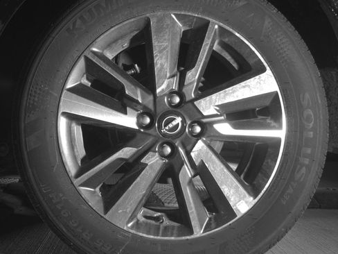 Used 2025 Nissan Versa SV image 14