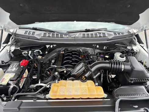 Used 2018 Ford F150 Platinum w/ Equipment Group 701A Luxury image 10