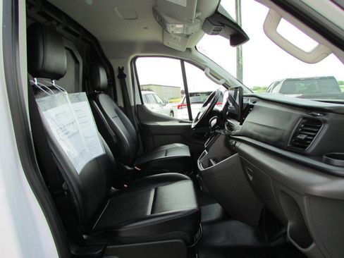 Used 2023 Ford Transit 250 Low Roof RWD image 16