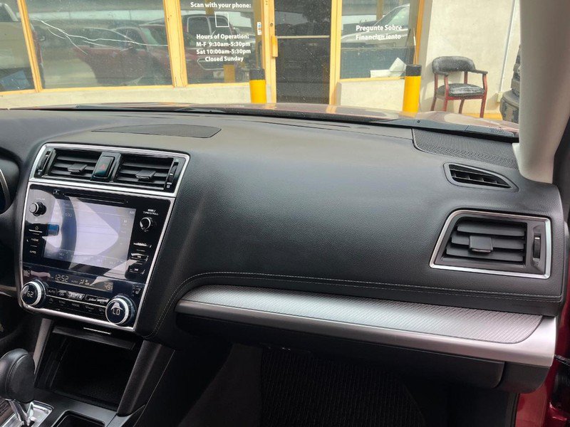 Used 2018 Subaru Outback 2.5i Premium AWD/4WD image 12
