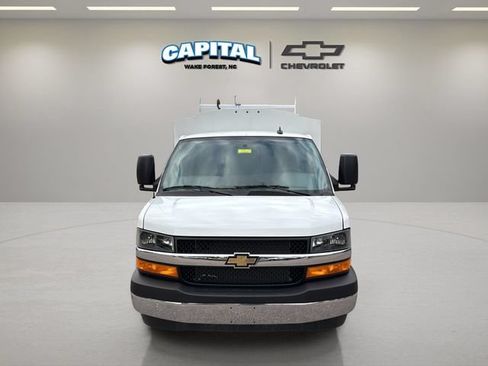 New 2025 Chevrolet Express 3500 w/ Power Convenience Package RWD image 9