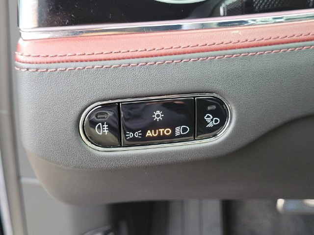 Used 2023 Bentley Flying Spur W12 AWD/4WD image 12
