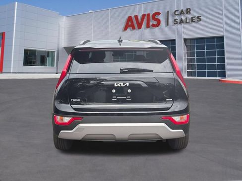Used 2025 Kia Niro LX FWD image 7