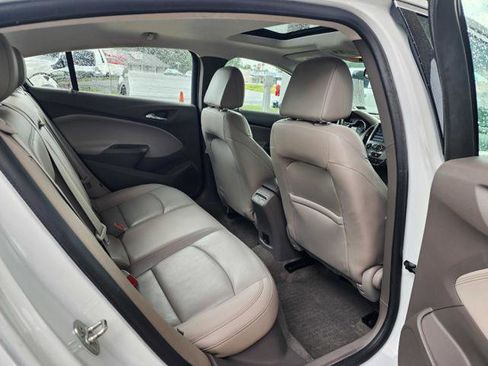 Used 2017 Chevrolet Cruze Premier FWD image 14