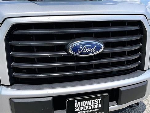 Used 2016 Ford F150 XLT w/ Equipment Group 302A Luxury AWD/4WD image 29