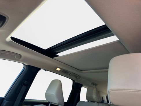 Used 2022 INFINITI QX60 Luxe image 22