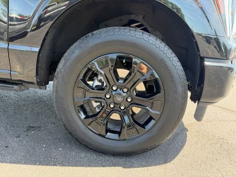 Used 2023 Ford F150 Lariat w/ Equipment Group 502A High AWD/4WD image 19